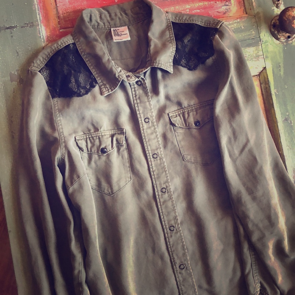 Olive Green Snap Button Up Size 6